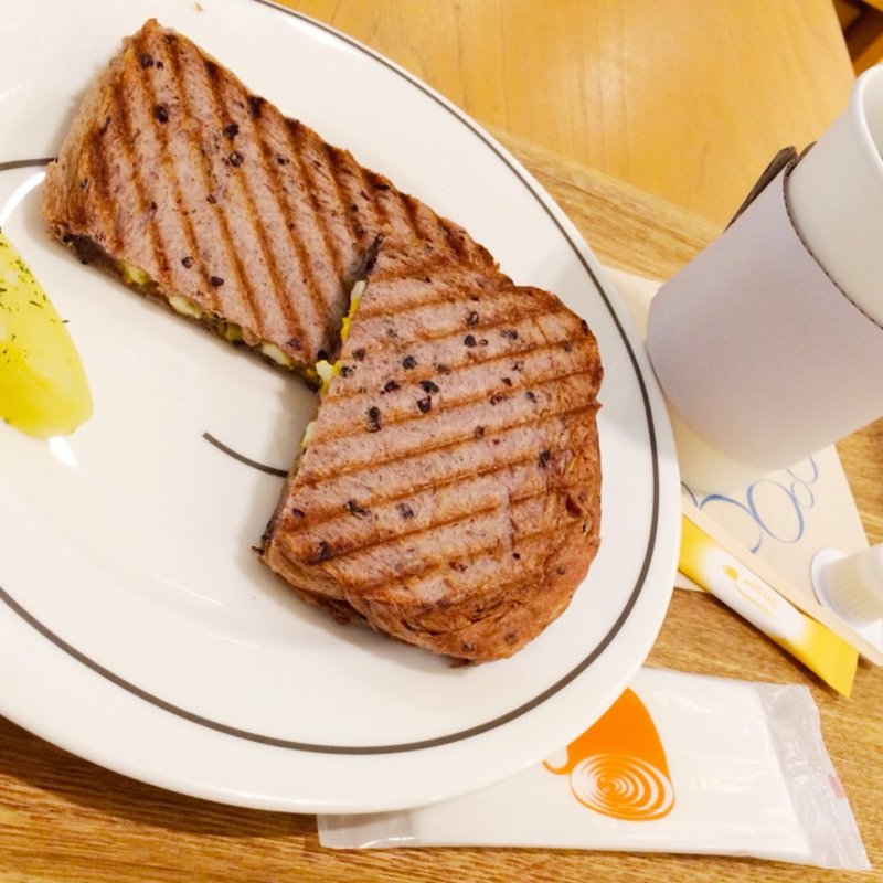 タルタルサンドウィッチ(キャスロンカフェ ecute 品川 （caslon cafe）)