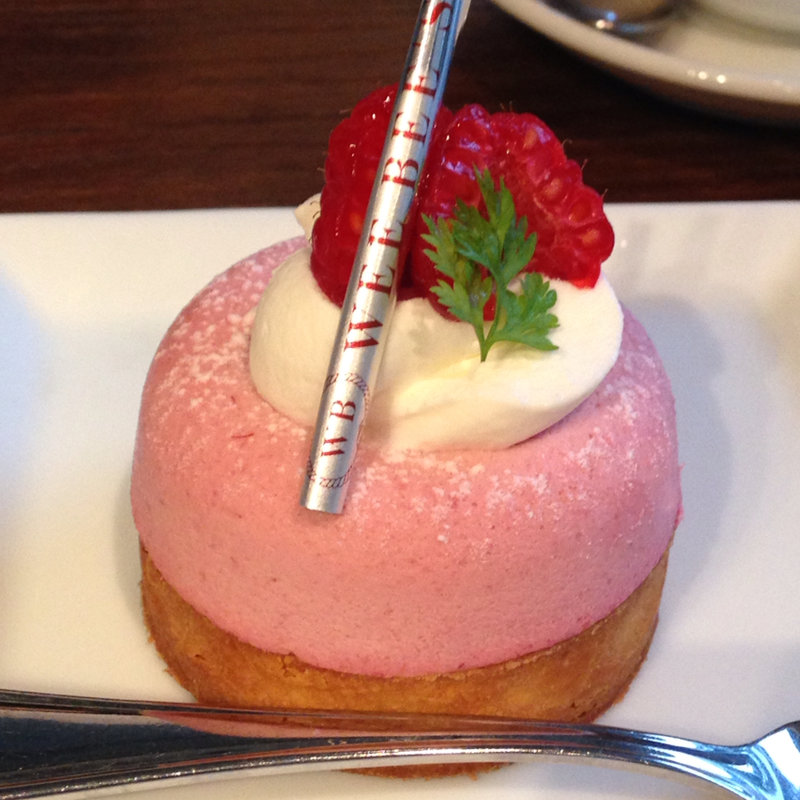 ミニョン(WEE BEE'S （ウィービーズ）)