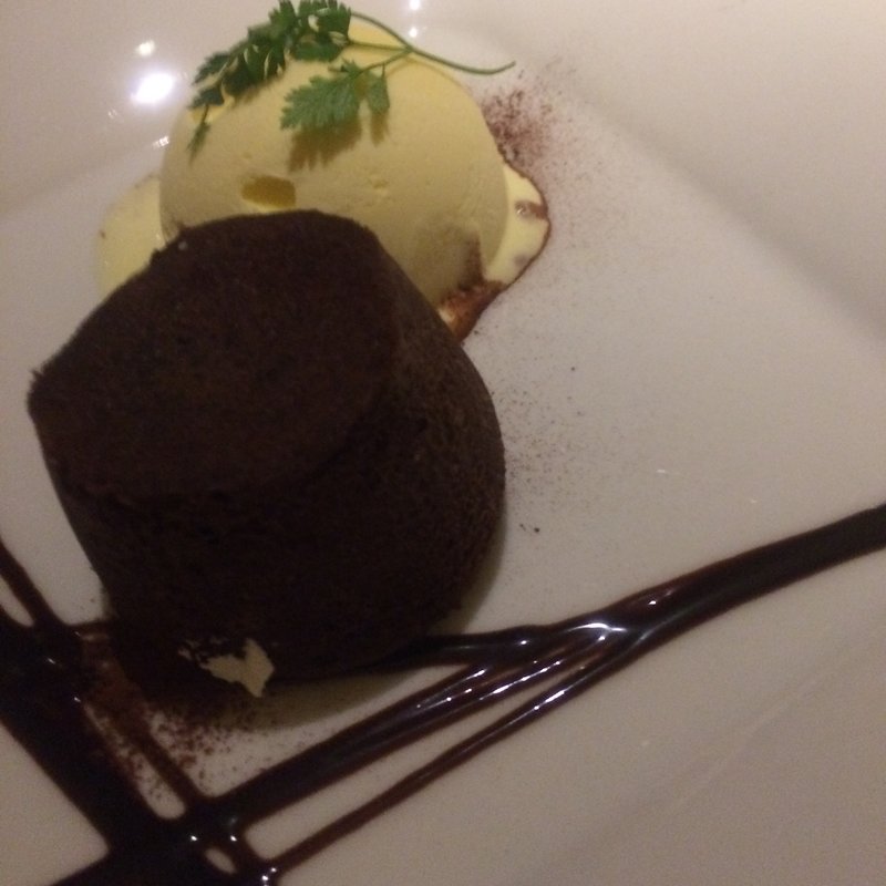 フォンダショコラ バニラアイス添え(KICHIRI 新宿)