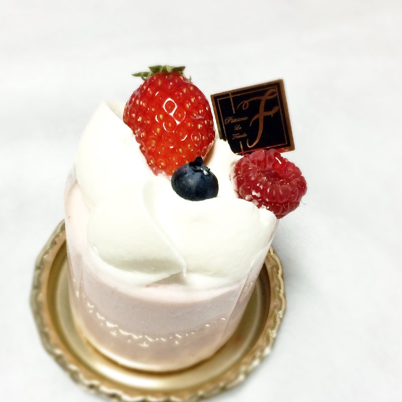 シャルル(パティスリー シュシュクリエ 三軒茶屋店)