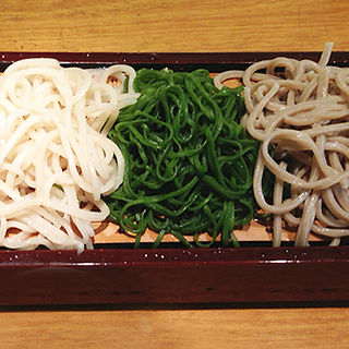 三色そば(鎌倉 一茶庵 丸山)