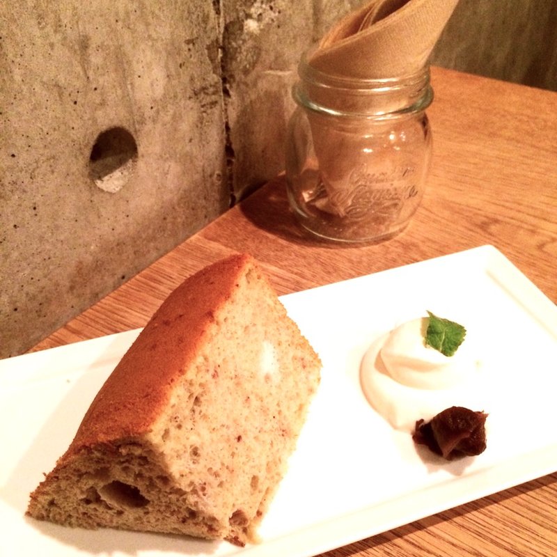 桜のシフォンケーキ(Cafe Obscura)