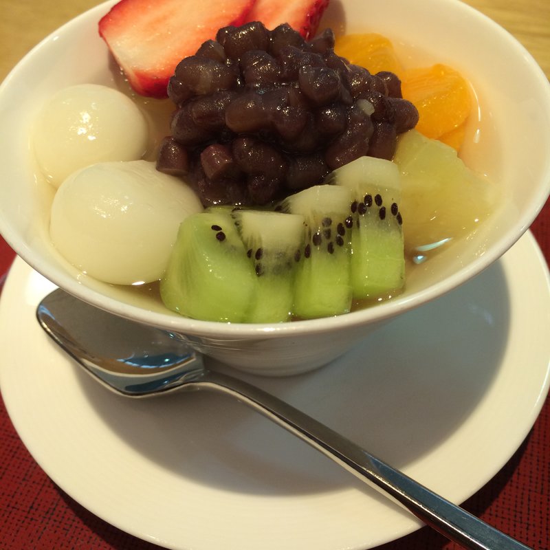 あんみつ（ほんじ茶付き）(天平庵 エキュート東京店)