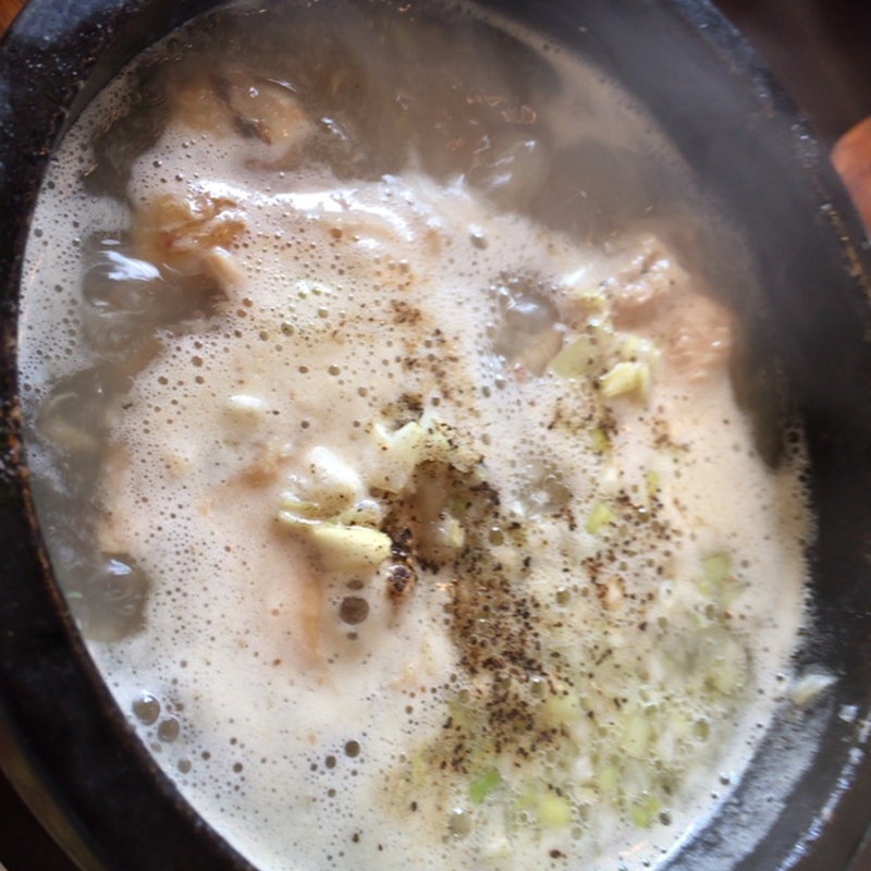 参鶏湯(とうがらし 外苑前本店)