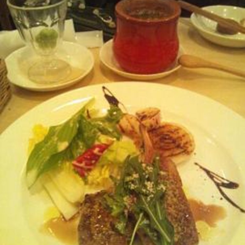 子羊のグリル(グリルとワイン COCCIO 831)