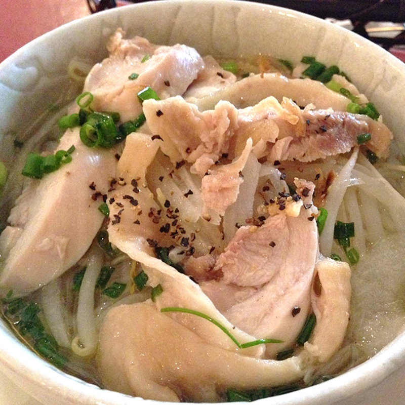 本日のミニ丼＆ミニフォーランチ(Nha Viet Nam 恵比寿本店)