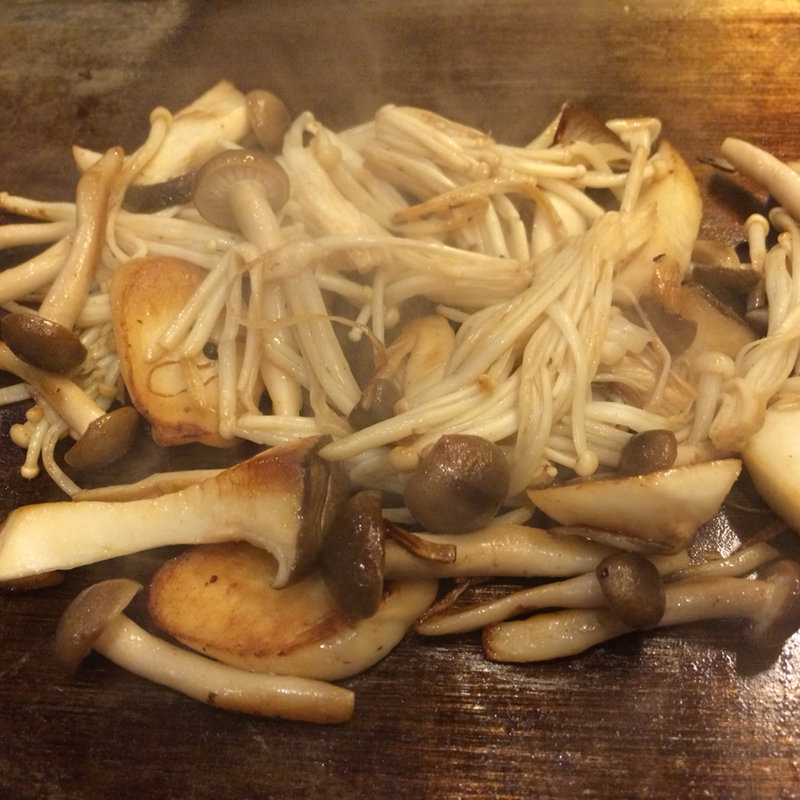 きのこ全種盛り(もんじゃや 新宿東口店)