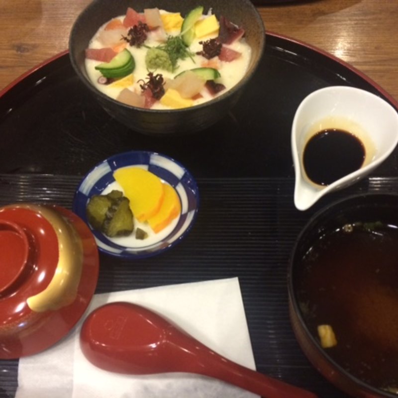 海鮮とろろ丼(天山の湯　だいにんぐ （てんざんのゆ）)