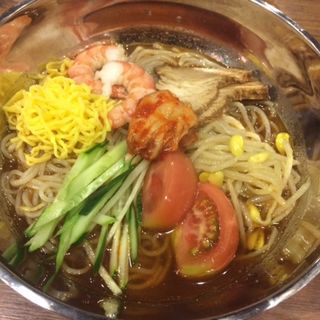 韓国冷麺(天山の湯　だいにんぐ （てんざんのゆ）)