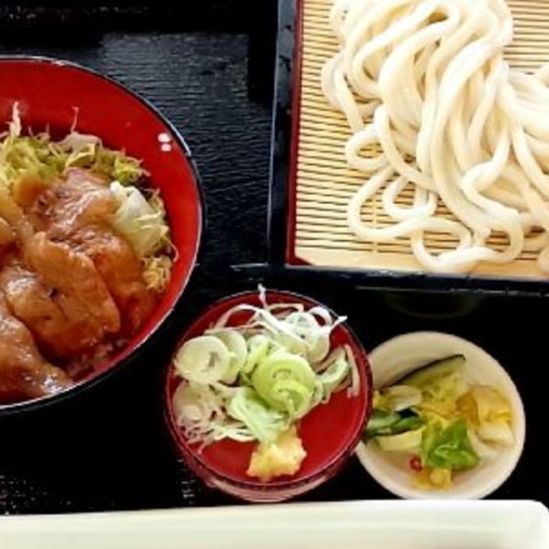 本日のランチ定食(親孝行うどんゆげ釜)