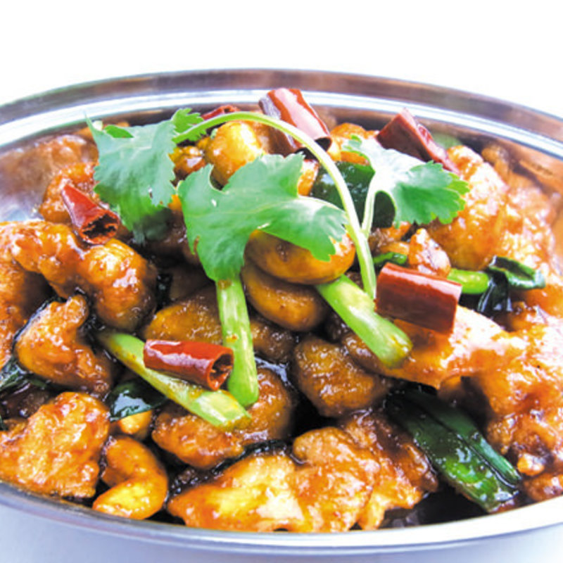 鶏肉のカシューナッツ炒め(アジアンダイニング SAHARA 船橋店)