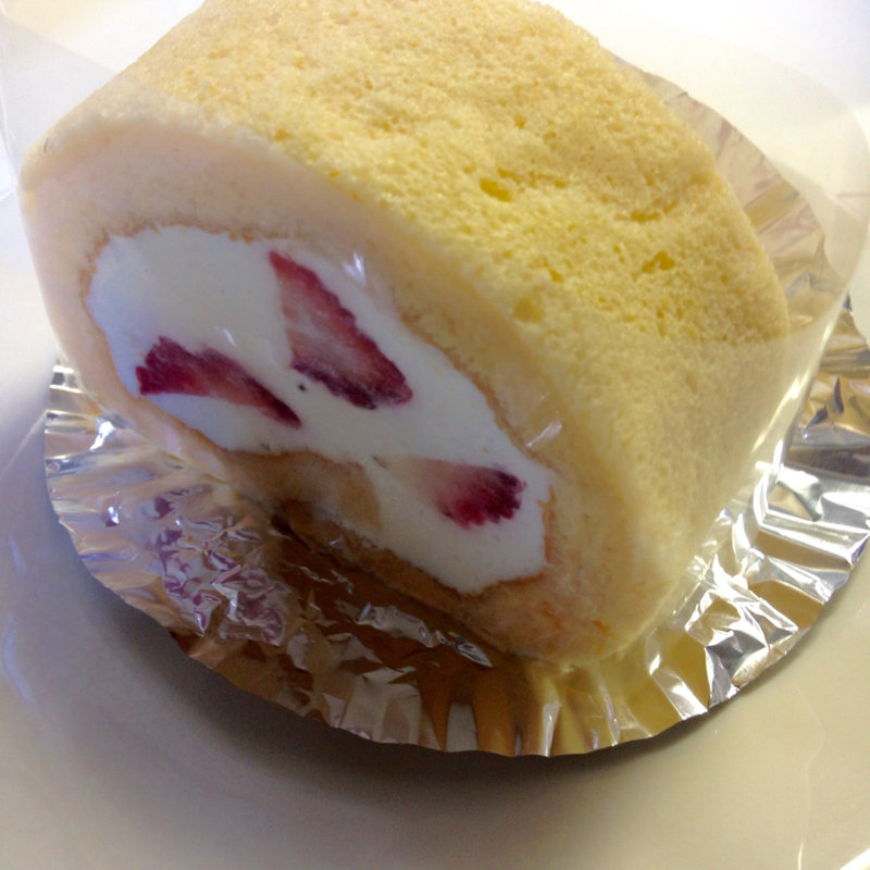 フルーツロールケーキ(アフターアワーズ)