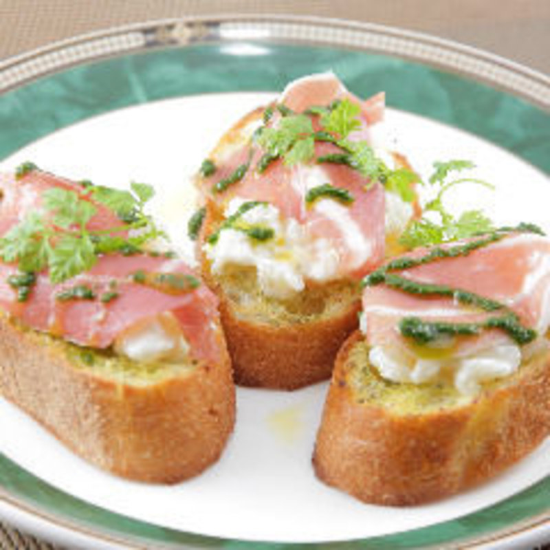 生ハムとポテトのブルスケッタ(エルバルコ)