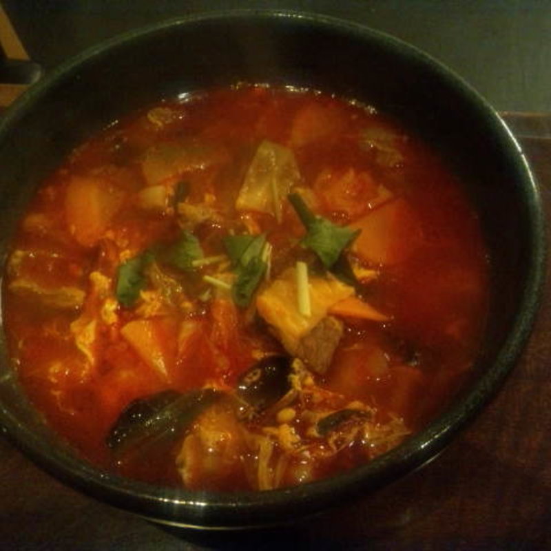 自慢のカルビクッパ(和牛焼肉　ろくろ)