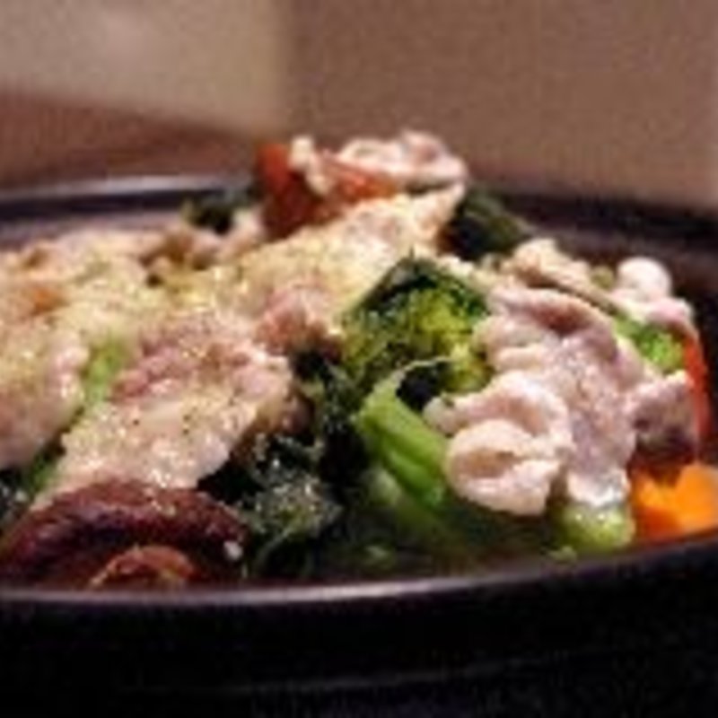 サムギョプサル(セルロース無添加チーズの チーズタッカルビ & 骨まで食べれる 参鶏湯 GOMAmura)