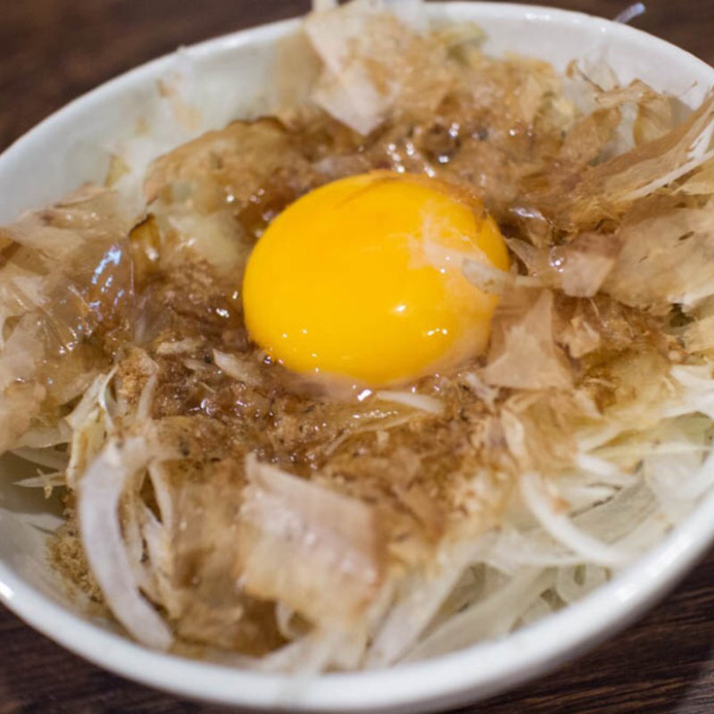 オニオン卵(九州酒場 まる 藤沢店)