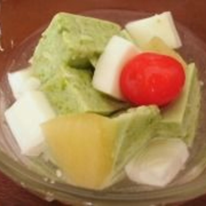 グリーンピースの杏仁豆腐(ぱぷりか亭 （パプリカテイ）)