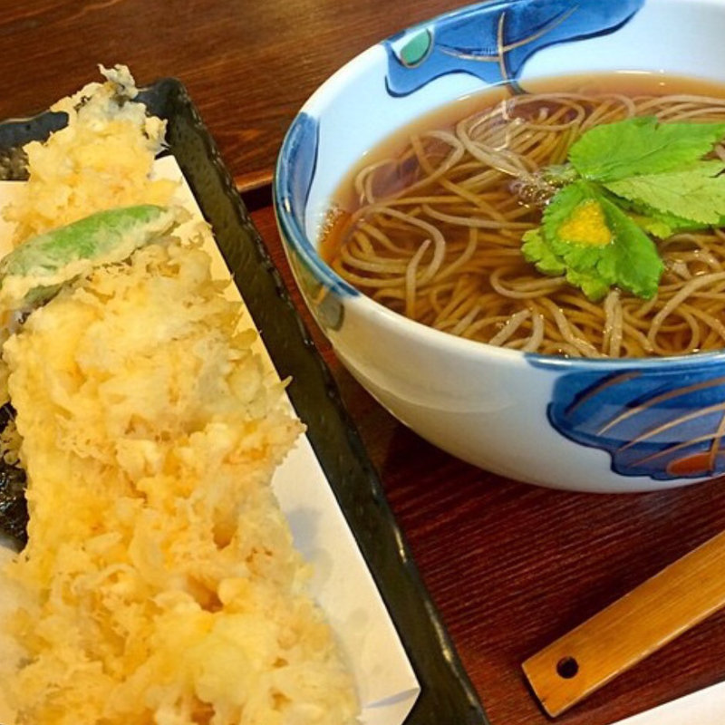 江戸前穴子天ぷらそば(手打蕎麦 賀久)