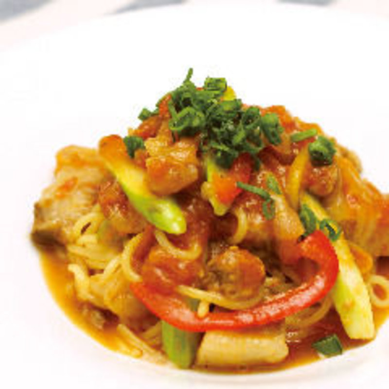 塩豚とアスパラのアマトリチャーナ(PASTINOVA シャポー市川店)