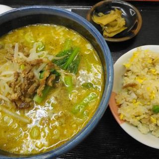 麺定食(楽仙樓 （楽仙楼 ラクセンロウ）)