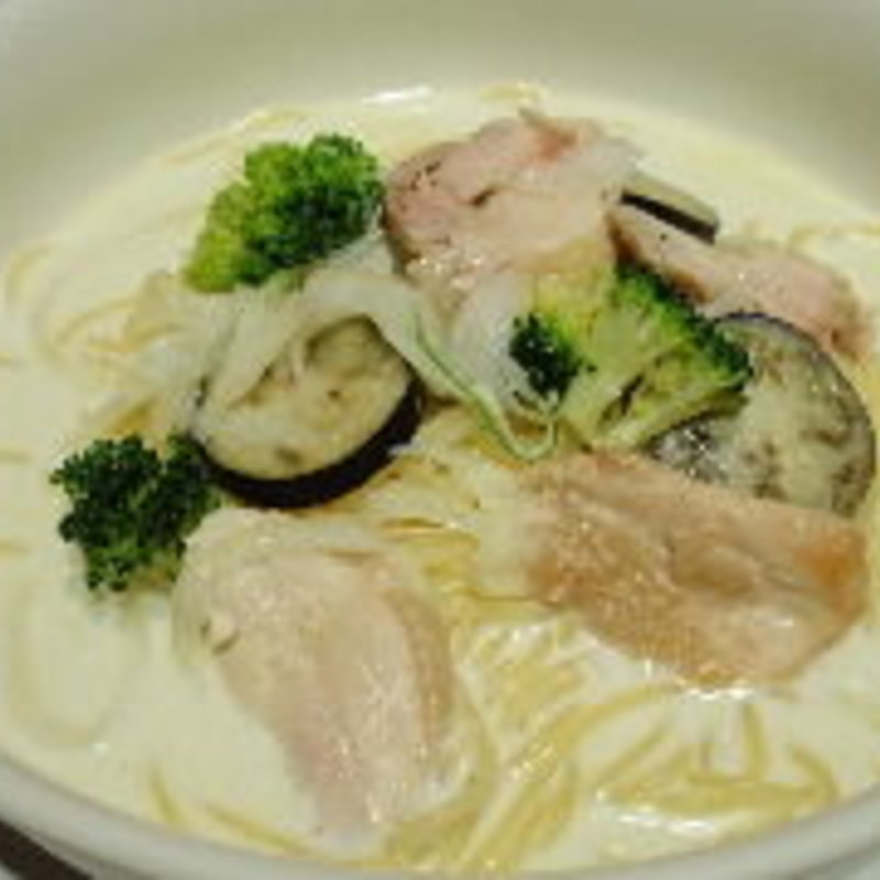 若どりと野菜のクリームパスタ(生パスタ専門店 SPIGA 松戸店 （スピガ）)