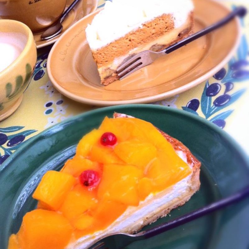 タルト・オ・マンゴー　スペシャル(ア・ラ・カンパーニュ 溝口店 （a la campagne）)