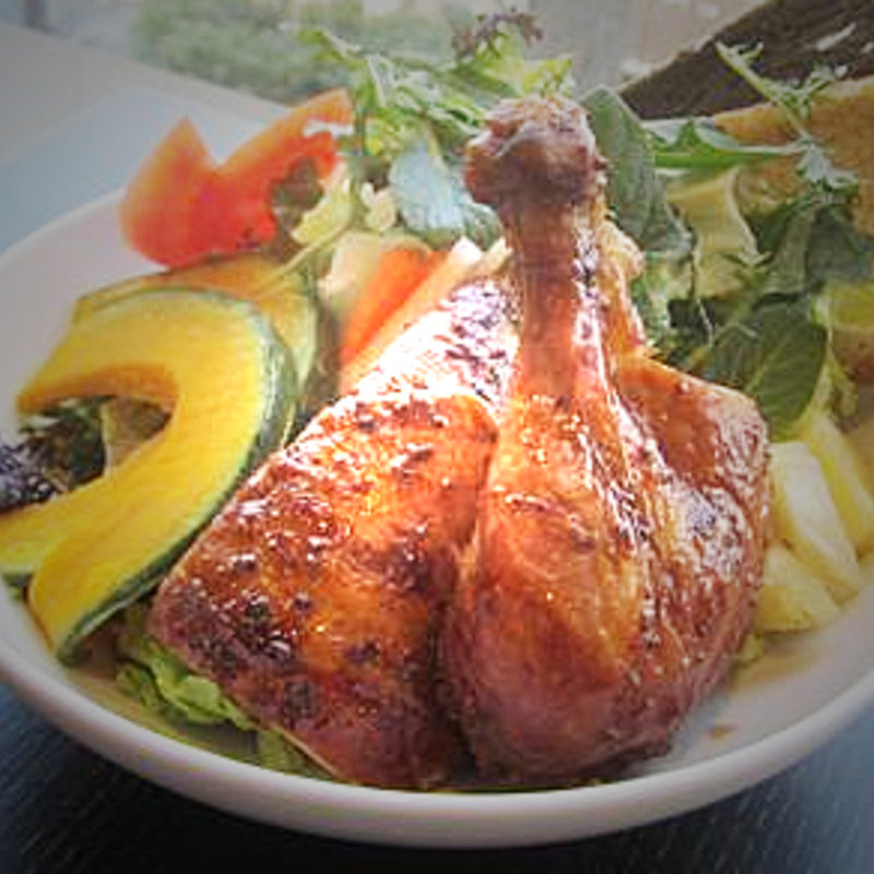 フリフリ・チキンサラダ(アイランド ヴィンテージ コーヒー 表参道店)