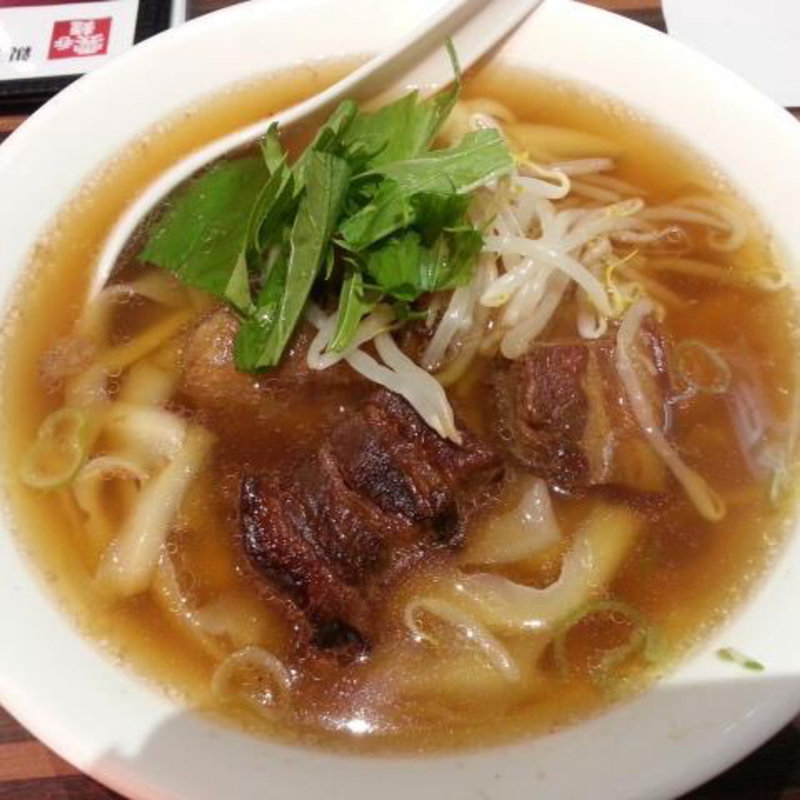 やわらか角煮の刀削麺(陳家私菜 秋葉原店)