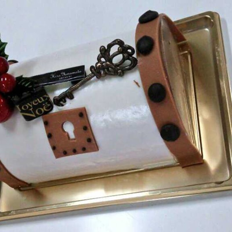 ブッシュ・コフレ・トレゾール(パティシエ ヒロ・ヤマモト)