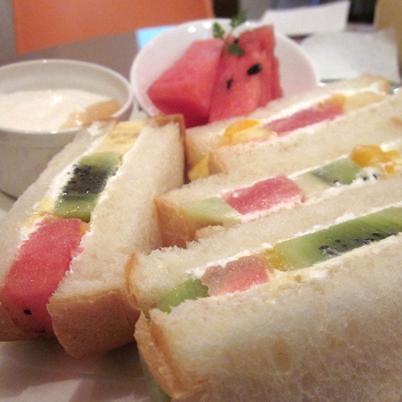 フルーツサンド(fruit cafe Saita! Saita!)