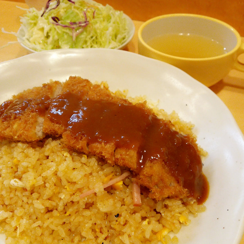 カツピラフ(ポワレ)