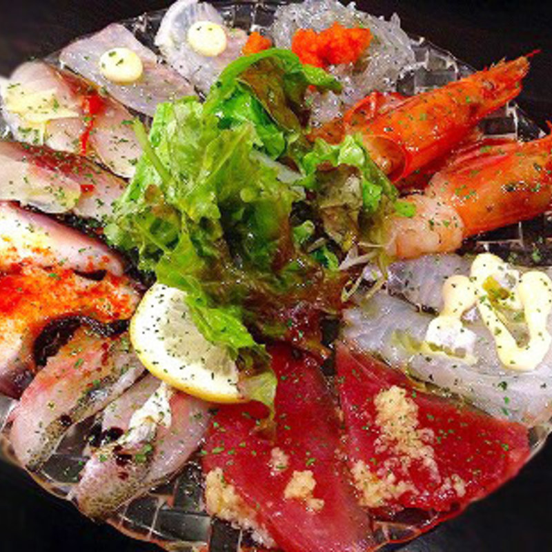 鮮魚のカルパッチョ(魚とワイン hanatare 横浜東口店)