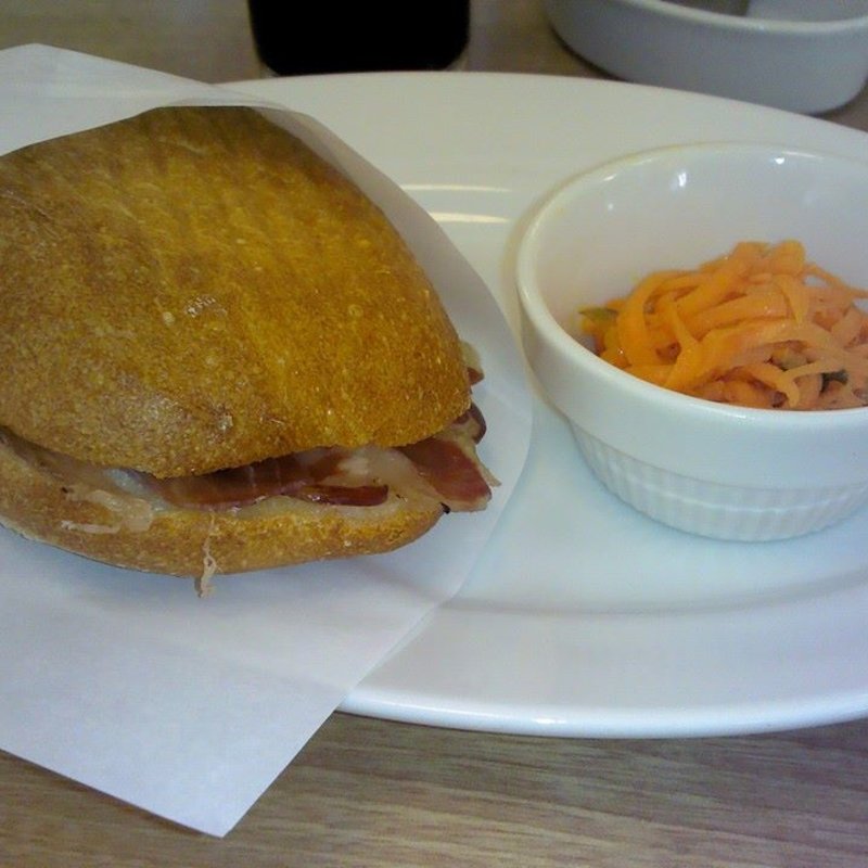 生ハムとパルミジャーノ(パンとエスプレッソと)