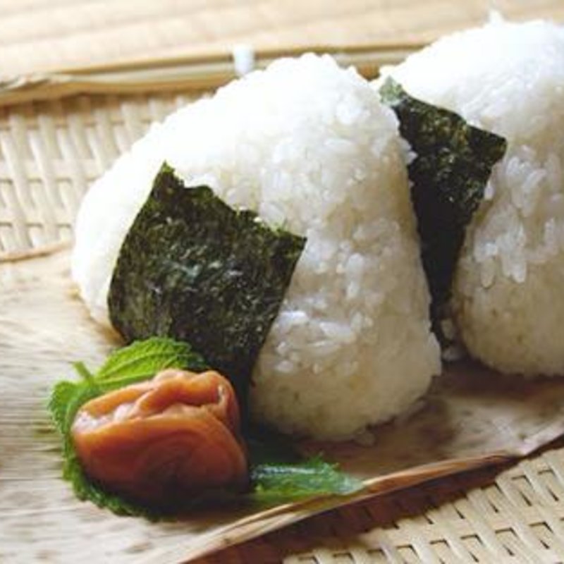 おにぎり(飯塚精米店)