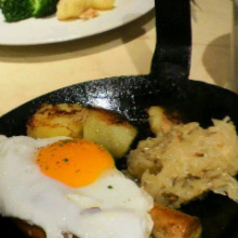 ドイツ直輸入ソーセージのグリルプレート(フランツクラブ 新丸ビル （FRANZ club）)