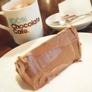 シフォンショコラ(100% Chocolate Cafe. （100％チョコレートカフェ）)