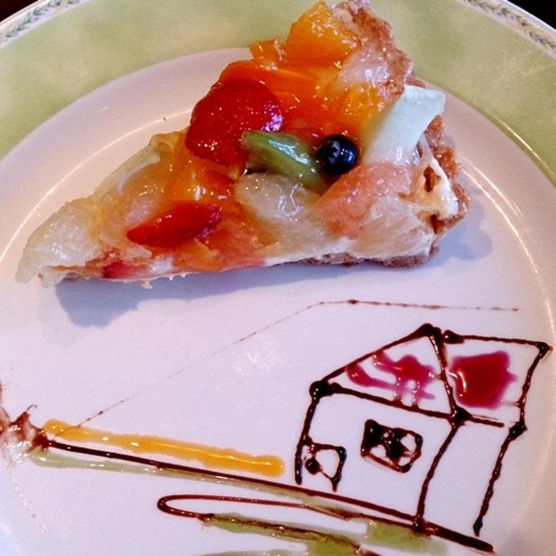 季節のフルーツタルト(ピッツェリア マルデナポリ新横浜店)