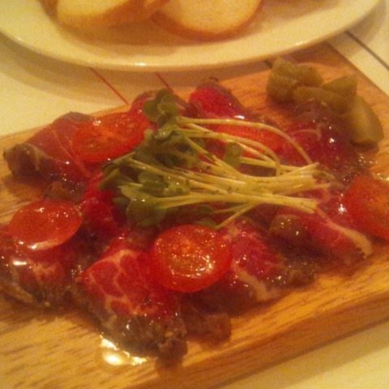 葡萄牛のステーキ(テソロ （tesoro）)