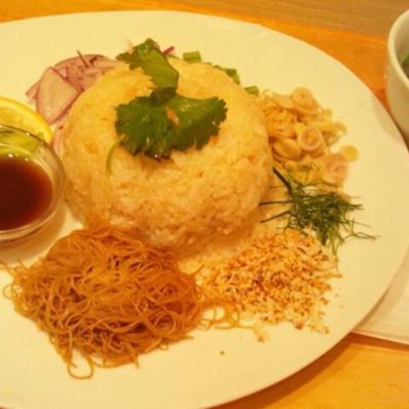 ハーブとベジタブルのお米のサラダ（カオヤム）(ペンシーズ　キッチン アトレ四谷店  （Pensri's Kitchen）)