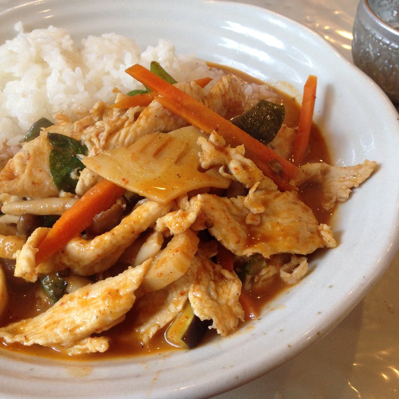 ゲーン ペッ（レッドカレー）(アジアン食堂 蓮花堂)