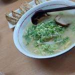 ゆずラーメン(豚骨ラーメン さんじゅう丸 （とんこつらーめん さんじゅうまる）)