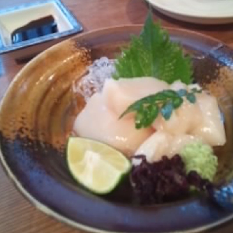 ホタテお造り(遊亀 祇園店 )