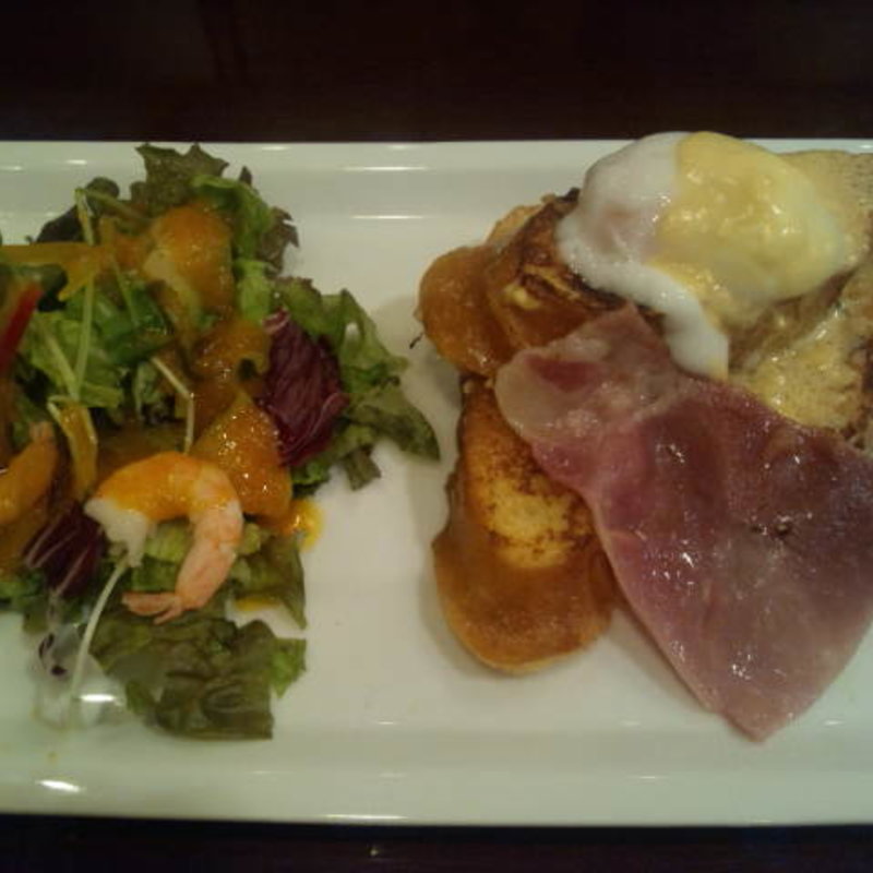 エビとアボカドサラダ&フレンチトースト(ザ・ダージリン　新百合ヶ丘店)