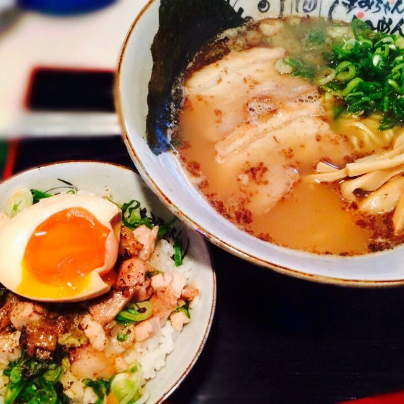 きみちゃんらーめん＋ミニチャーシュー丼(きみちゃんらーめん 塩浜街道店)