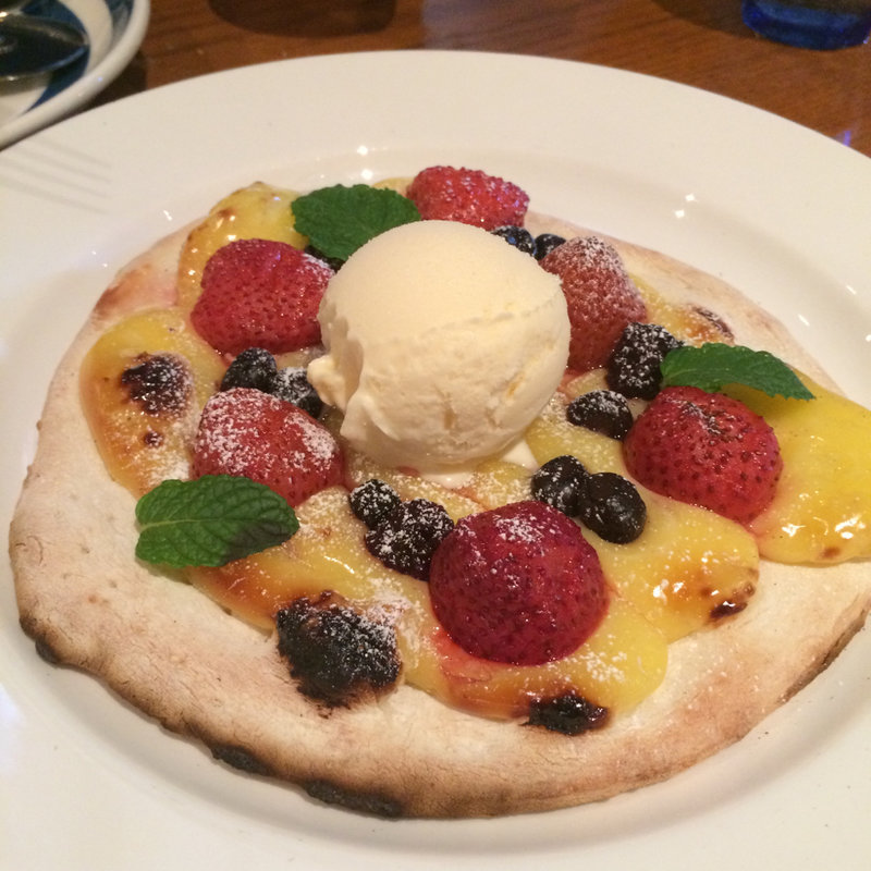 ドルチェ ピッツア（ミックスベリー）(アズーラ・ディ・カプリ )