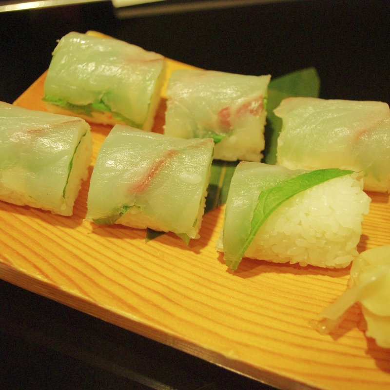 桜鯛棒寿司(海鮮問屋 地魚屋 新川店)