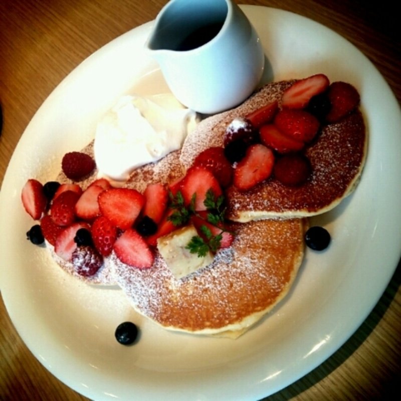 パンケーキ　ベリー(カフェ クッチーナ&カンパニー )
