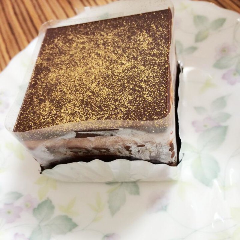 オペラ(ラ・ベルファム （La Belle Femme）)