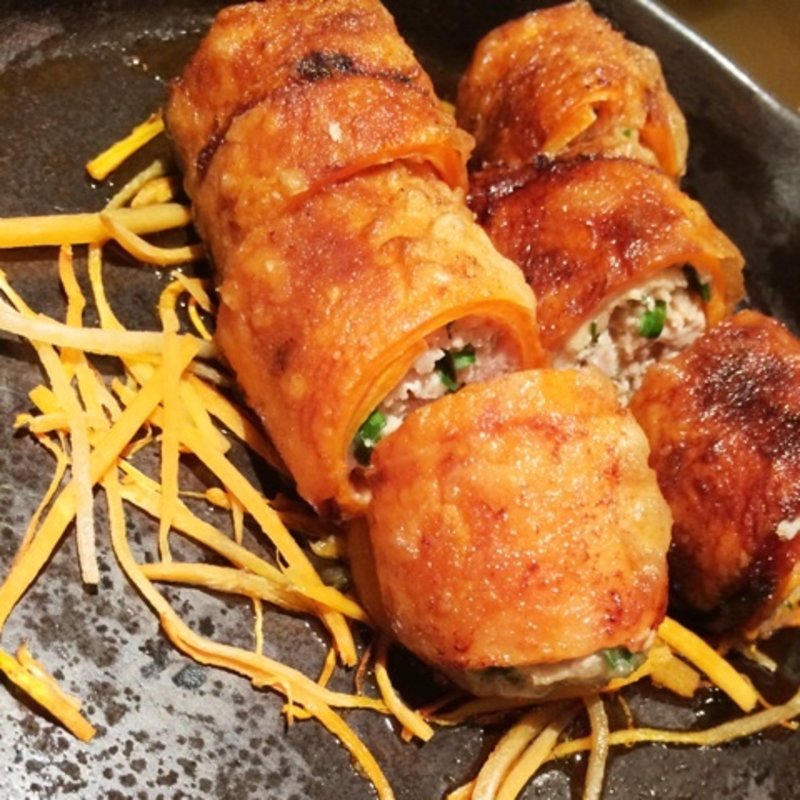 人参の鉄板餃子(畑の厨 膳丸 新宿店 （はたけのくりや ぜんまる）)