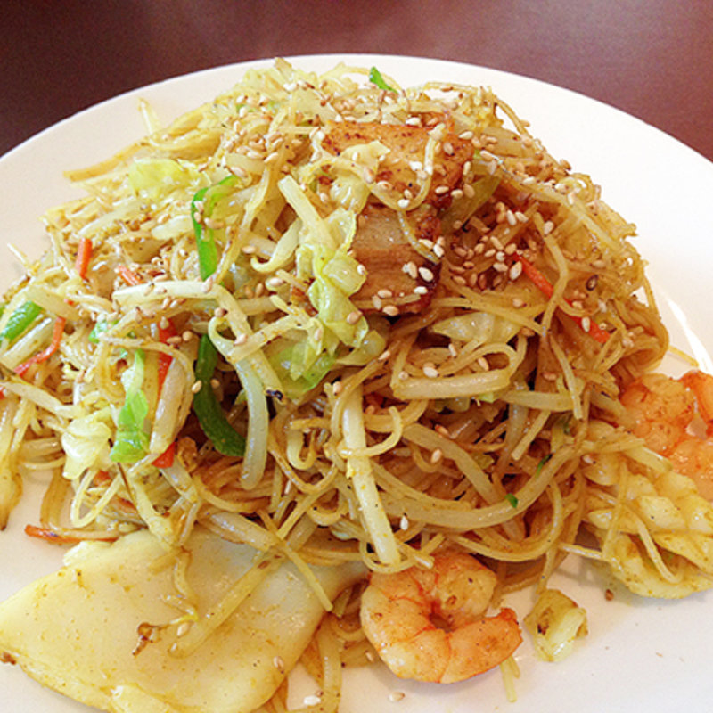 カレー風味のシンガポールビーフン(Le Parc [ル・パルク恵比寿])